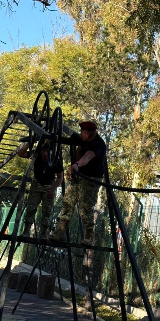 The-Conqueror-Alcanfores-C_resultado